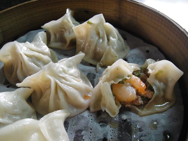 竹東夜市 – 阿英鮮肉湯包