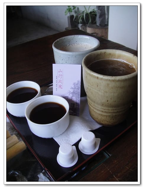 山行玫瑰