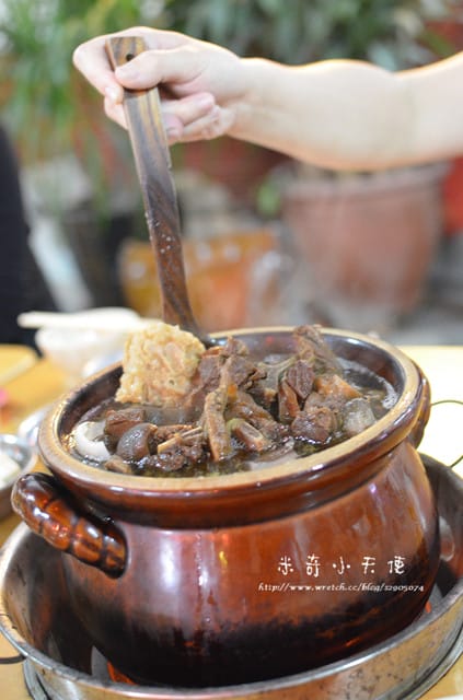 苗栗竹南-越氏羊肉爐 (先把身子補暖吧!)