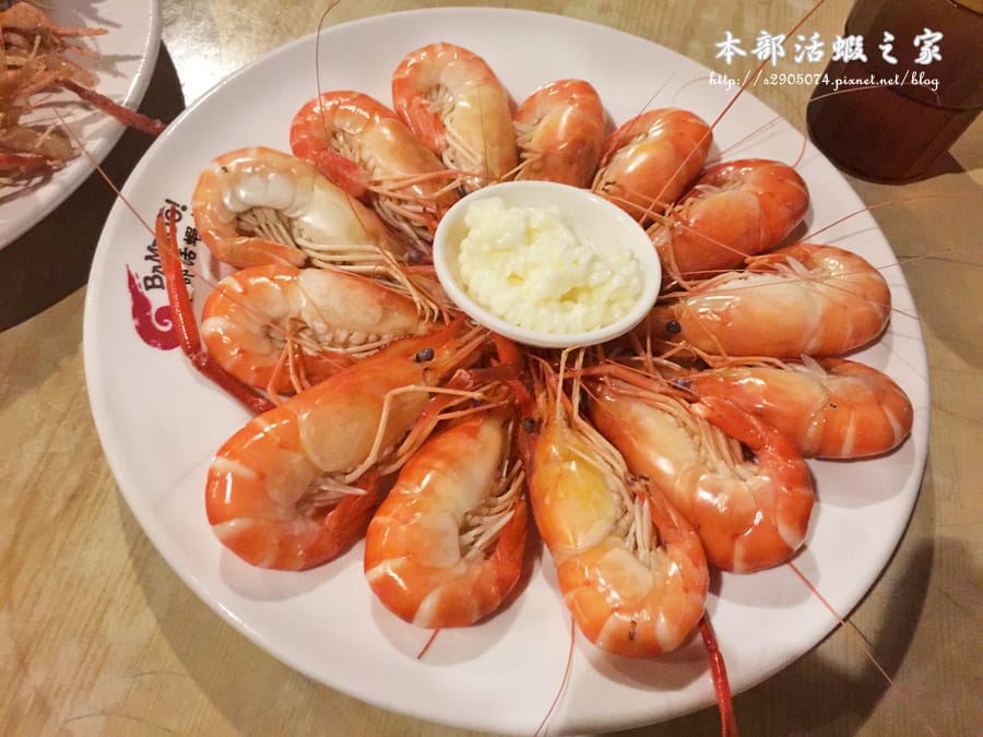 1067.jpg 1067.jpg