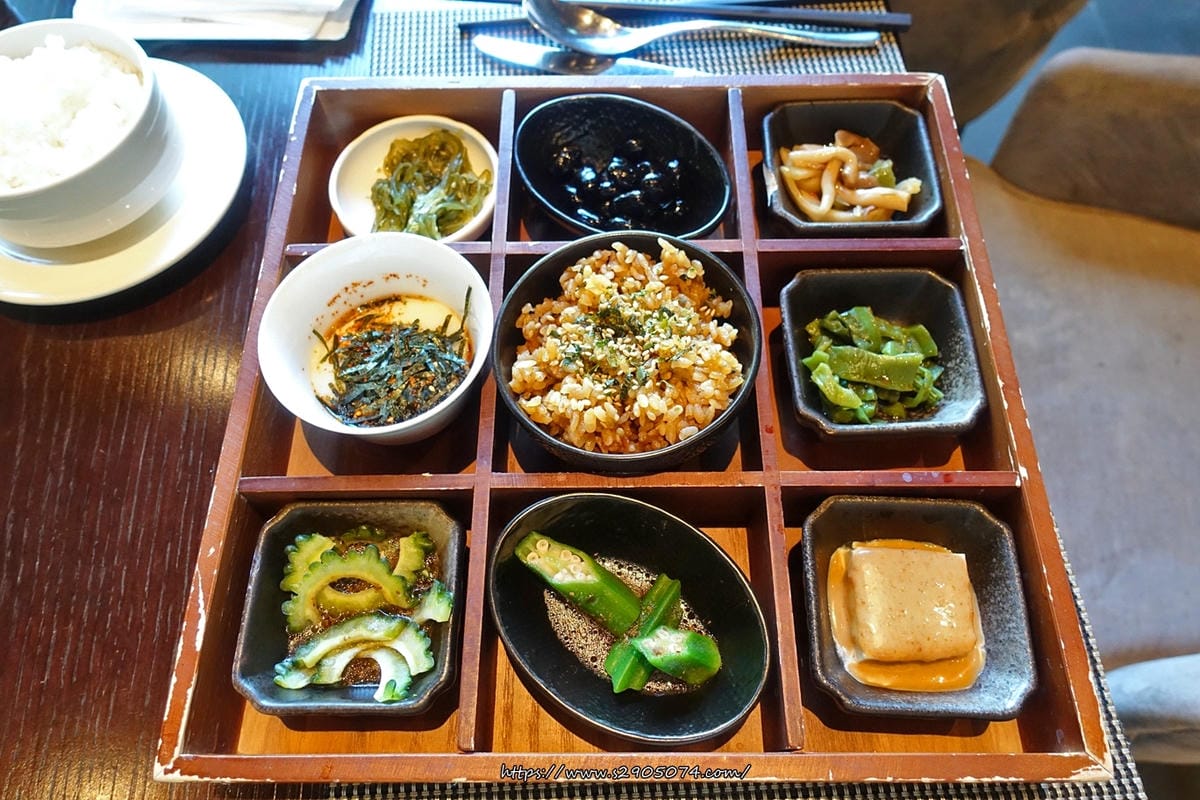 DSC03513.jpg 莊園「PRIME ONE牛排館」 - 樂活素食