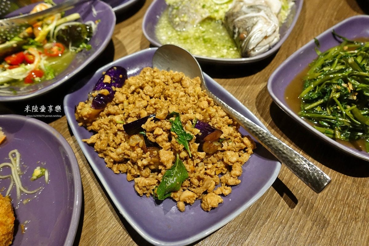 DSC05070.jpg NARA Thai Cuisine泰式料理餐廰-打拋豬