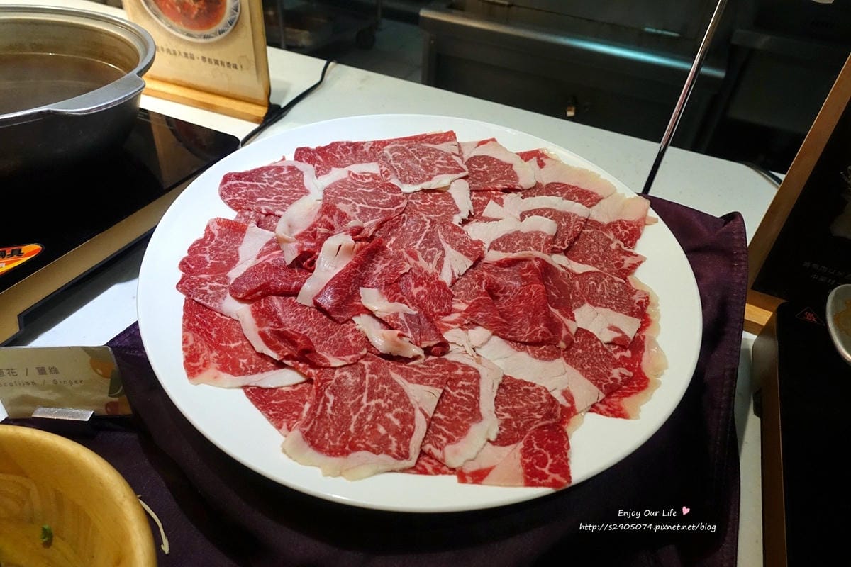 DSC06378.jpg 芙洛麗。食譜自助百匯m7和牛