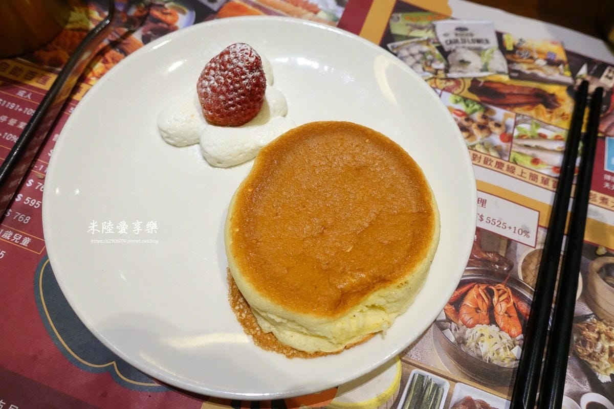 DSC06394.jpg 芙洛麗。食譜自助百匯舒芙蕾