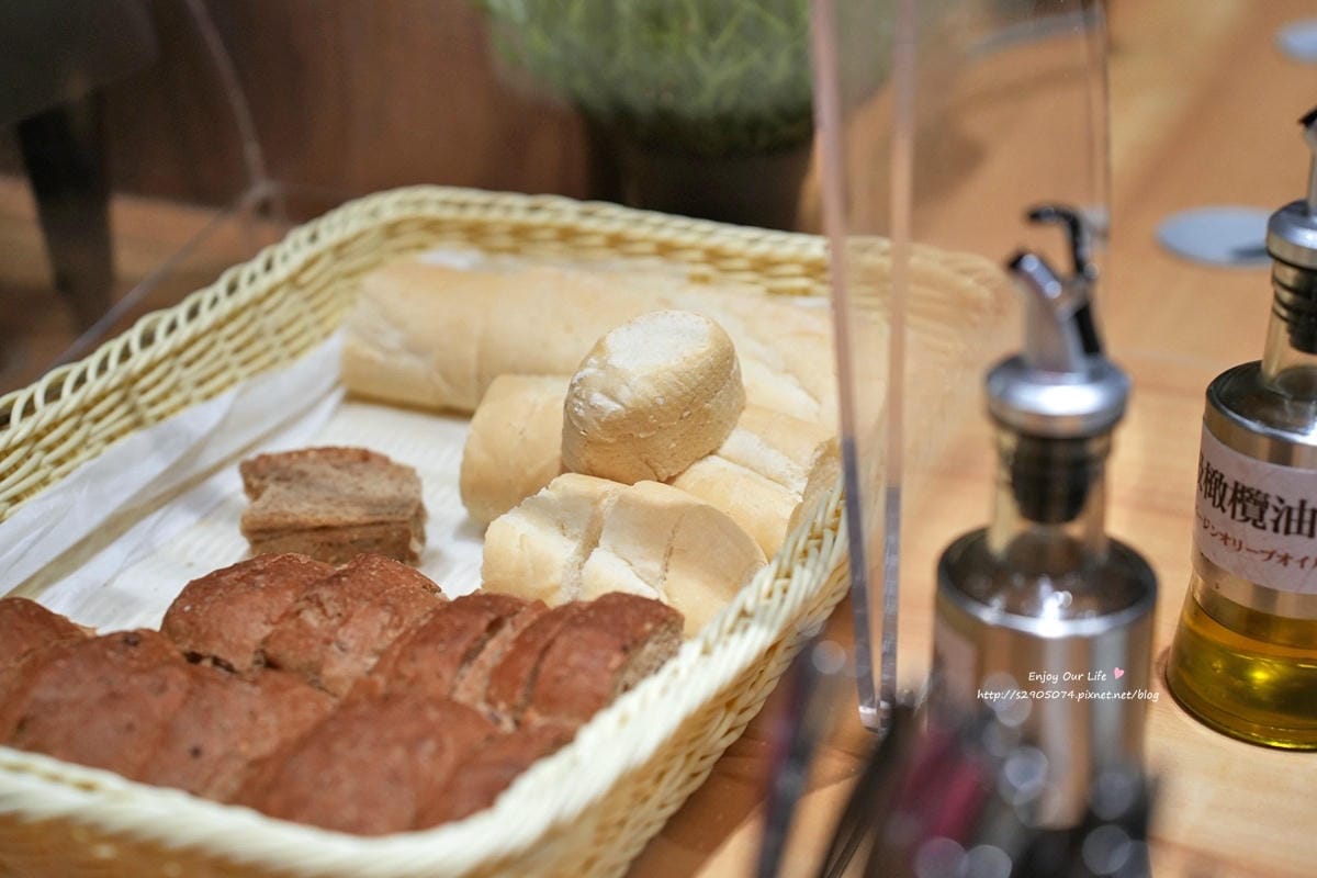 宜蘭(新月廣場)-橫濱牛排Yokohama Steakhou 宜蘭(新月廣場)-橫濱牛排Yokohama Steakhou