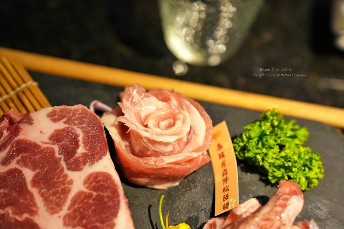 高雄-和牛賀日本和牛炭火燒肉專門店(高雄美術館店) 高雄-和牛賀日本和牛炭火燒肉專門店(高雄美術館店)