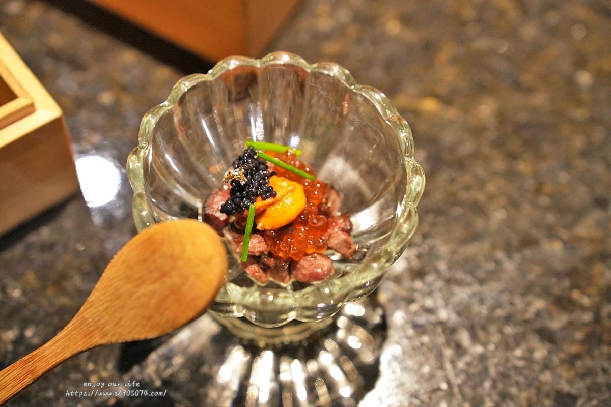 高雄-和牛賀日本和牛炭火燒肉專門店(高雄美術館店) 高雄-和牛賀日本和牛炭火燒肉專門店(高雄美術館店)