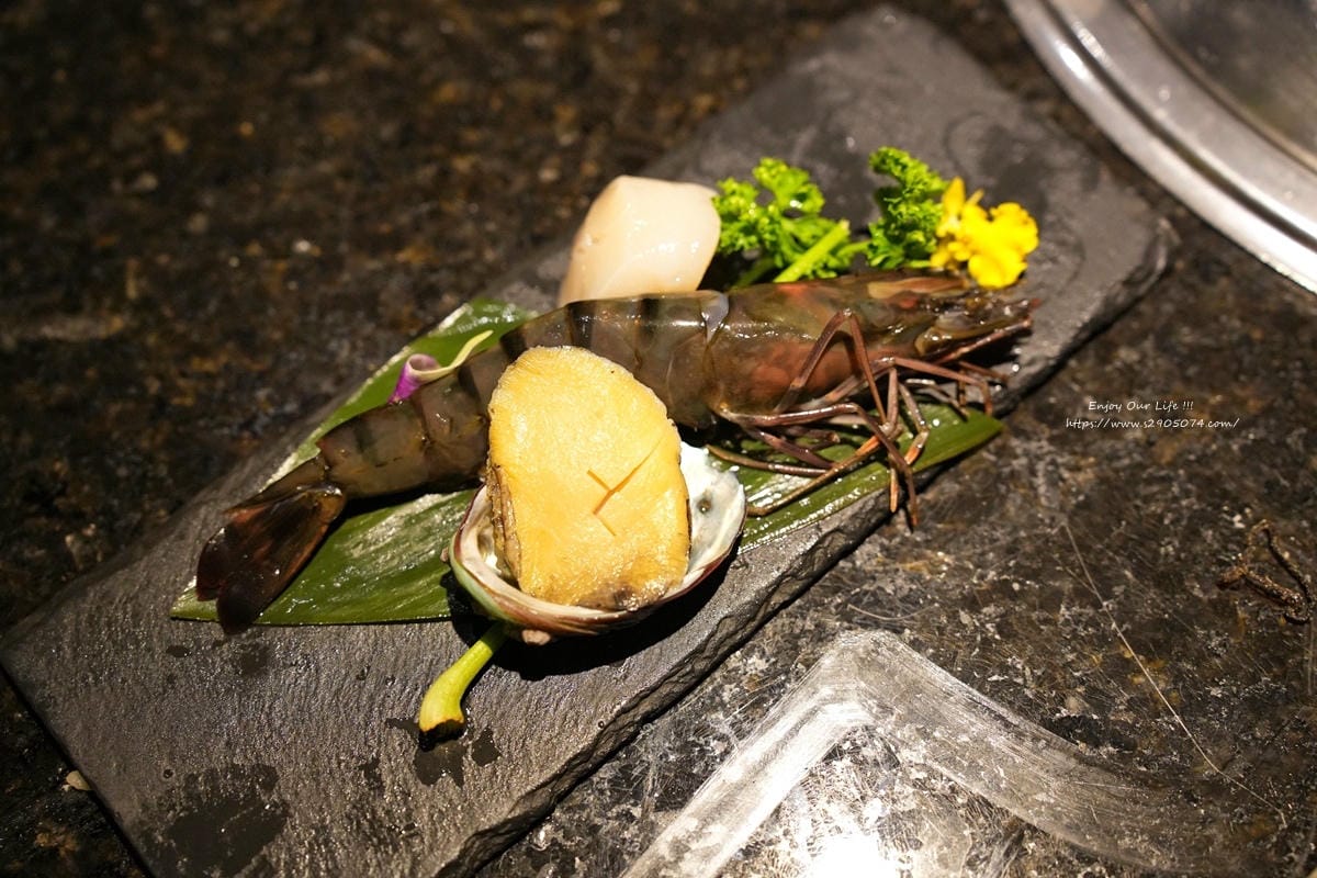 高雄-和牛賀日本和牛炭火燒肉專門店(高雄美術館店) 高雄-和牛賀日本和牛炭火燒肉專門店(高雄美術館店)