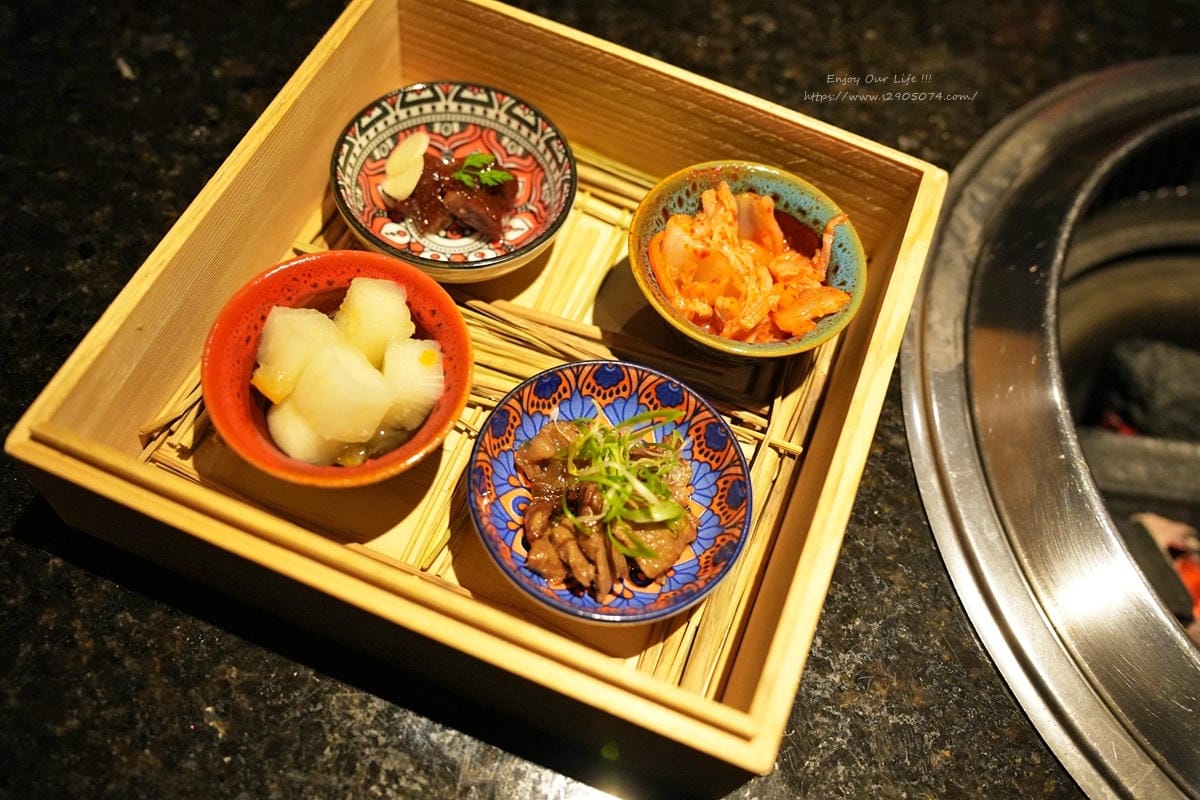 高雄-和牛賀日本和牛炭火燒肉專門店(高雄美術館店) 高雄-和牛賀日本和牛炭火燒肉專門店(高雄美術館店)