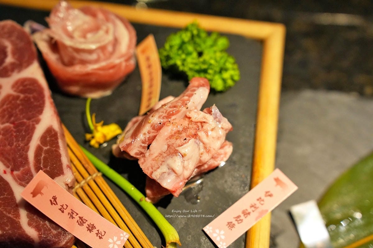 高雄-和牛賀日本和牛炭火燒肉專門店(高雄美術館店) 高雄-和牛賀日本和牛炭火燒肉專門店(高雄美術館店)
