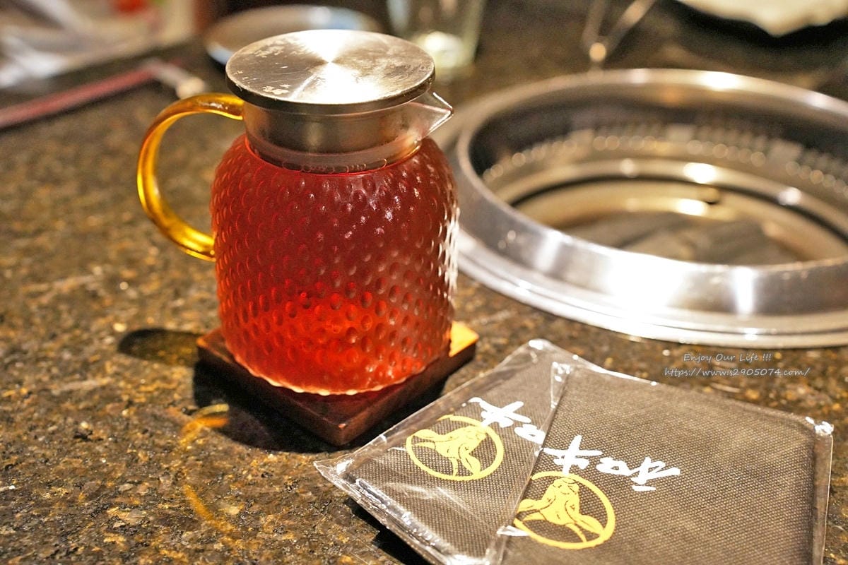 高雄-和牛賀日本和牛炭火燒肉專門店(高雄美術館店) 高雄-和牛賀日本和牛炭火燒肉專門店(高雄美術館店)