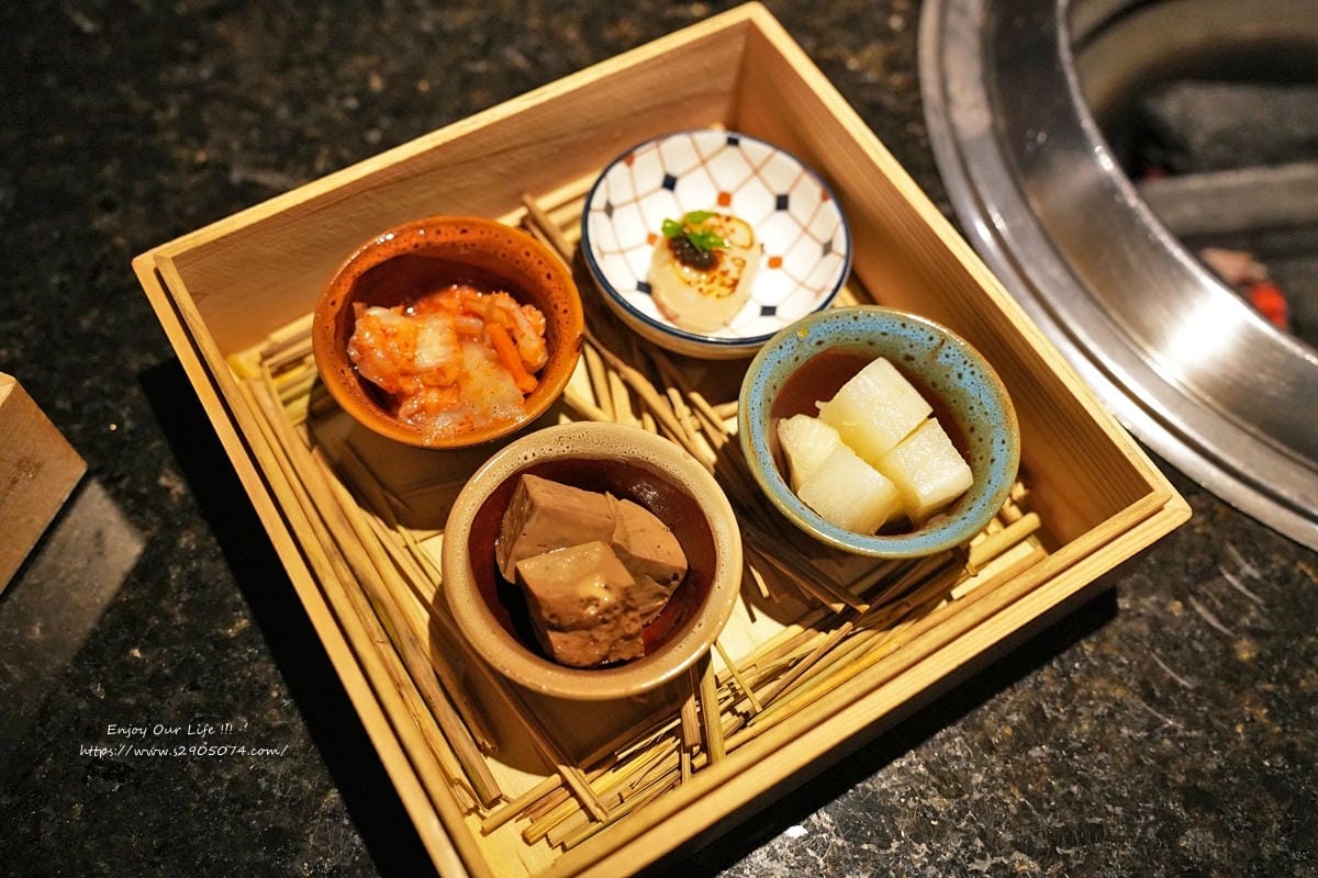 高雄-和牛賀日本和牛炭火燒肉專門店(高雄美術館店) 高雄-和牛賀日本和牛炭火燒肉專門店(高雄美術館店)