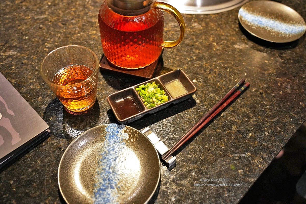 高雄-和牛賀日本和牛炭火燒肉專門店(高雄美術館店) 高雄-和牛賀日本和牛炭火燒肉專門店(高雄美術館店)