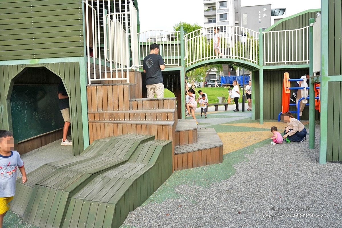 新竹芎林-公一方口方獅➤特色公園➤設施豐富小孩玩到不想走
