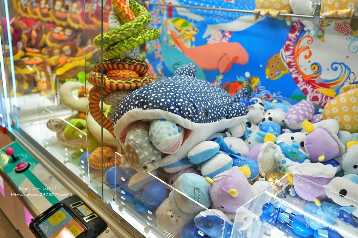 沖繩-沖繩世界文化王國（玉泉洞、傳統工藝、熱帶水果王國、毒蛇