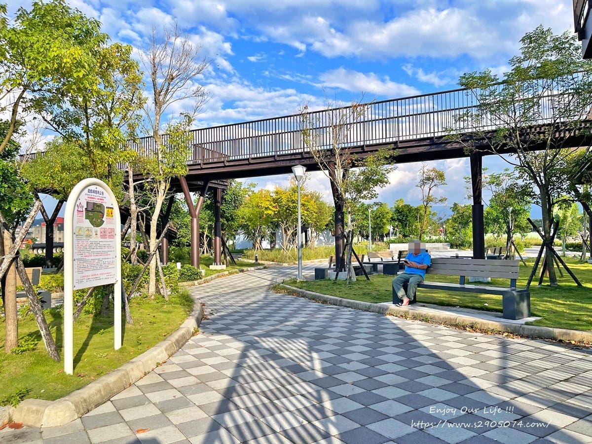 新竹竹東-東正公園➤台泥公園附近➤腹地大➤玩完來去中油資源莊 新竹竹東-東正公園➤台泥公園附近➤腹地大➤玩完來去中油資源莊