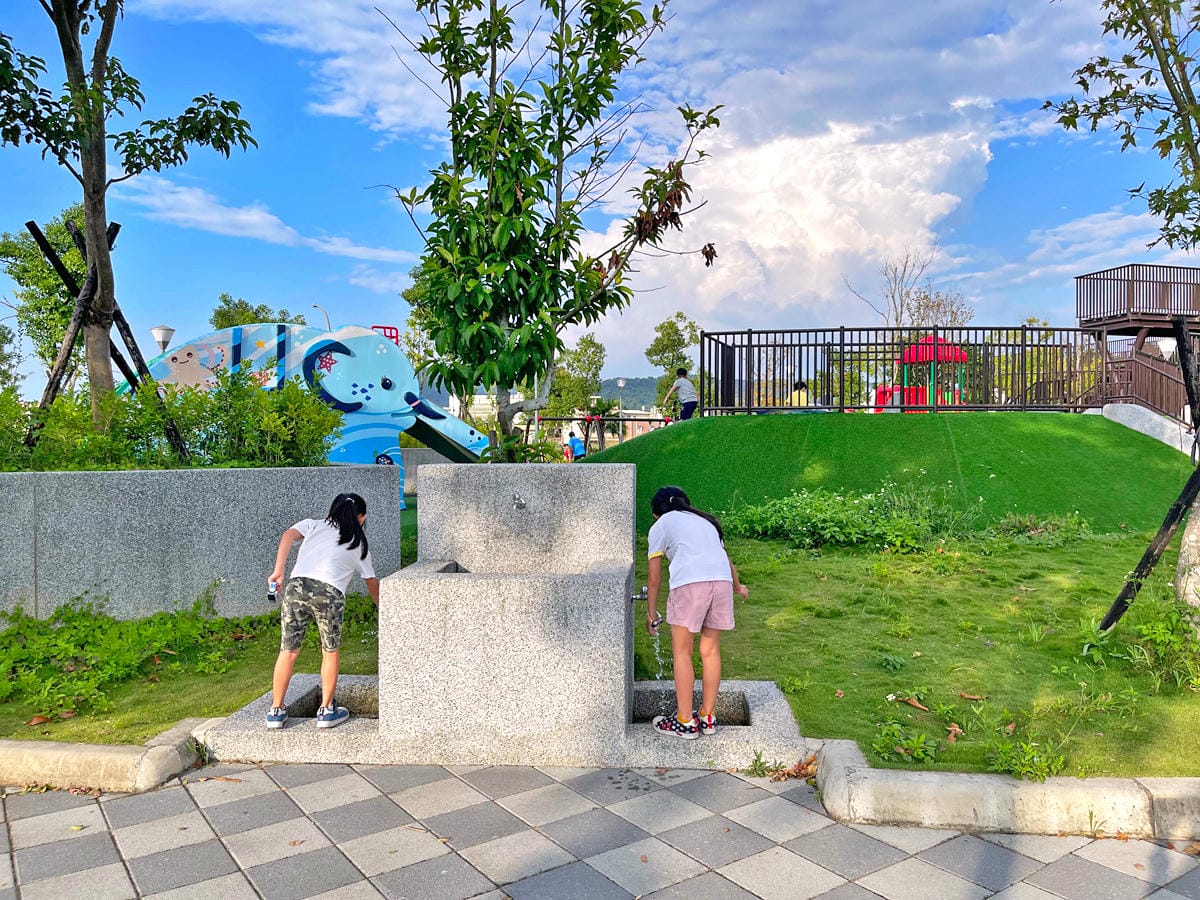 新竹竹東-東正公園➤台泥公園附近➤腹地大➤玩完來去中油資源莊 新竹竹東-東正公園➤台泥公園附近➤腹地大➤玩完來去中油資源莊