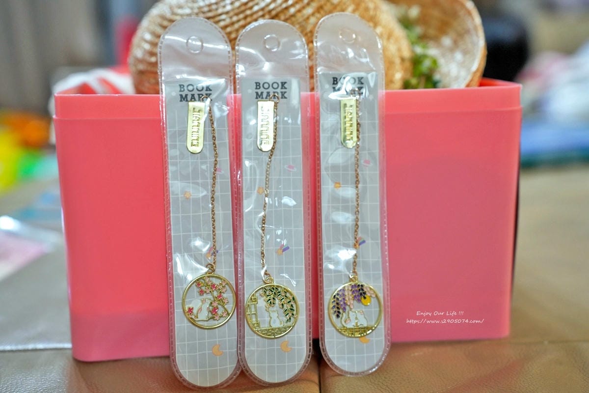 分享小物品✔吊墜書籤✔門禁卡套✔造型磁鐵✔便簽夾 分享小物品✔吊墜書籤✔門禁卡套✔造型磁鐵✔便簽夾