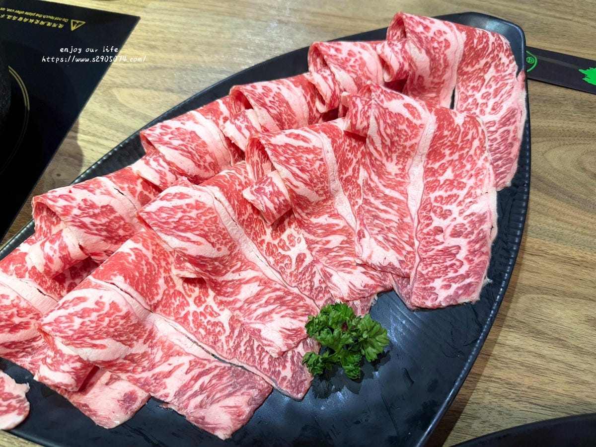 竹北-竹間精緻鍋物 ✔蔬食自助吧✔明治冰淇淋、飲料請自取✔個 竹北-竹間精緻鍋物 ✔蔬食自助吧✔明治冰淇淋、飲料請自取✔個