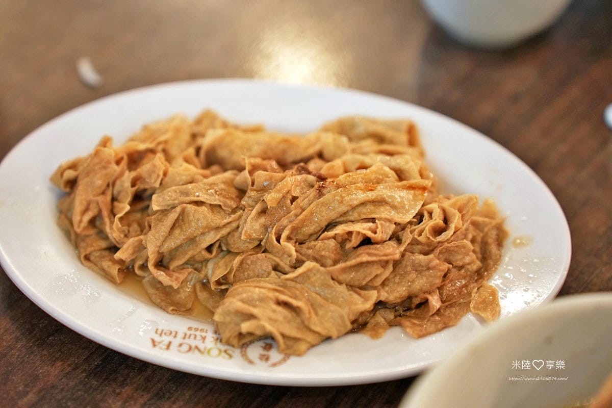 新加坡-松發肉骨茶✔必吃人氣美食✔肉骨茶外其他配菜也很好吃✔ 新加坡-松發肉骨茶✔必吃人氣美食✔肉骨茶外其他配菜也很好吃✔