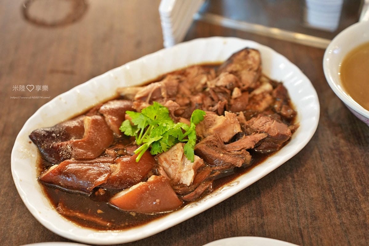新加坡-松發肉骨茶✔必吃人氣美食✔肉骨茶外其他配菜也很好吃✔ 新加坡-松發肉骨茶✔必吃人氣美食✔肉骨茶外其他配菜也很好吃✔
