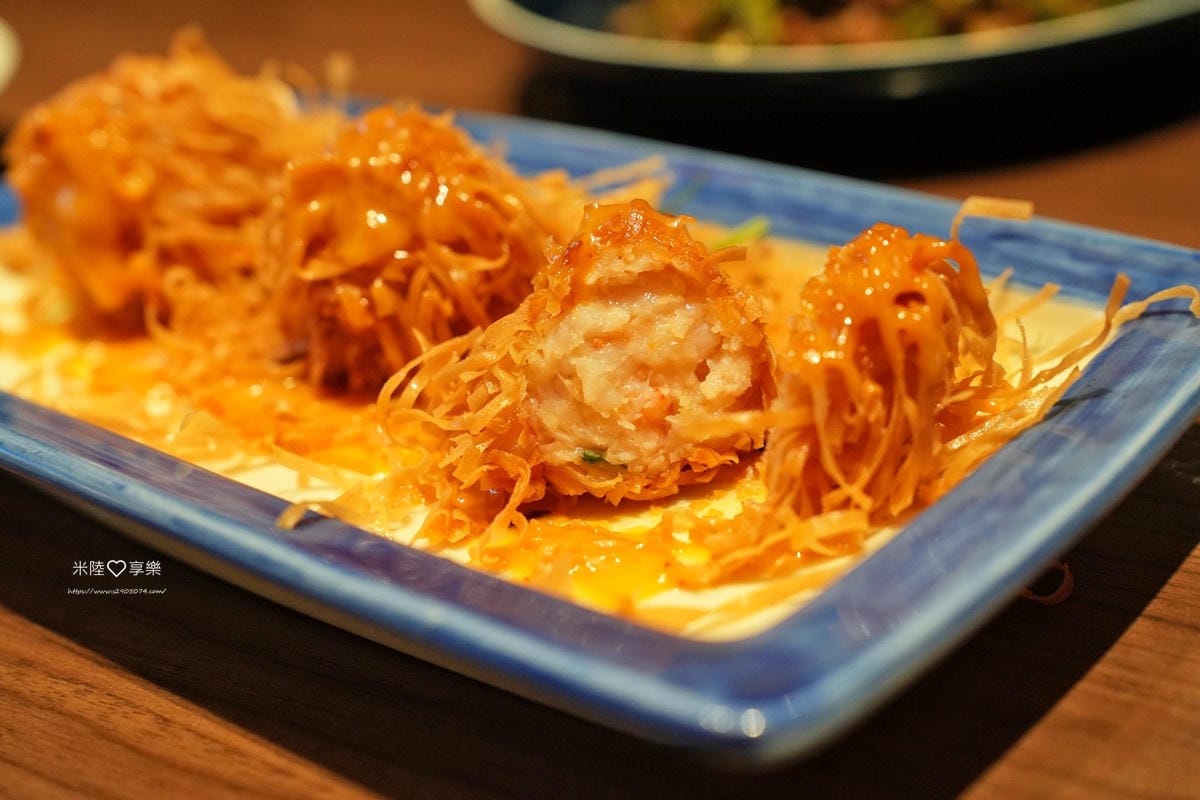 竹北-開飯川食堂➤開飯X鄭智善聯名新品✔麻辣奶油金絲蝦球✔鳥 竹北-開飯川食堂➤開飯X鄭智善聯名新品✔麻辣奶油金絲蝦球✔鳥