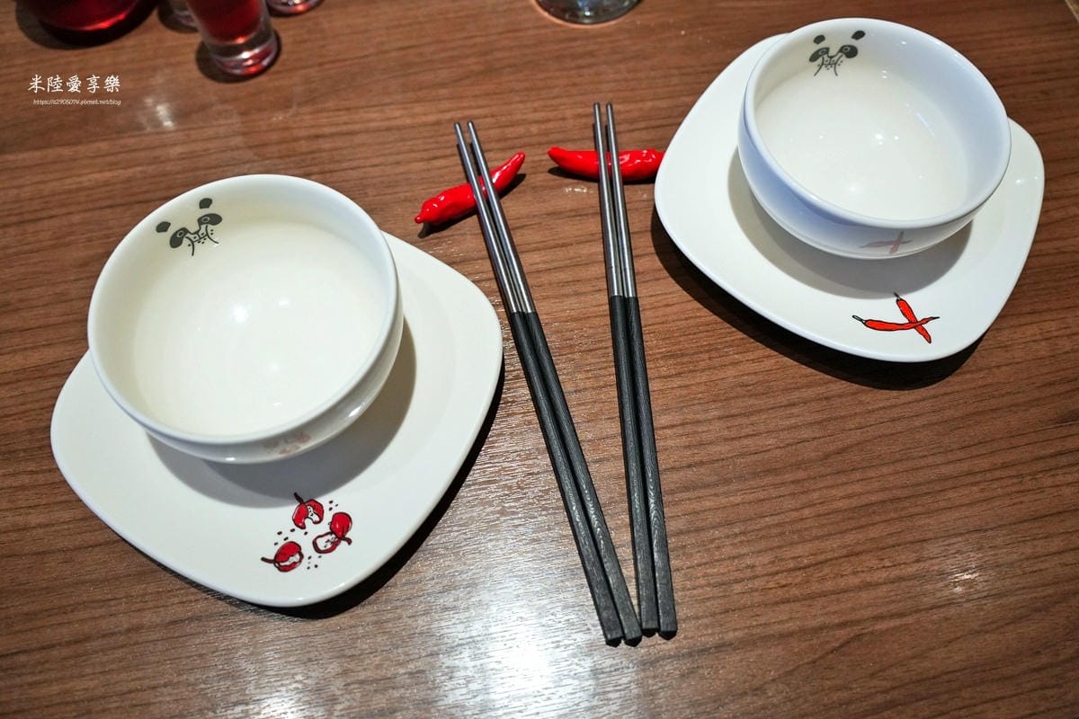 竹北-開飯川食堂➤開飯X鄭智善聯名新品✔麻辣奶油金絲蝦球✔鳥 竹北-開飯川食堂➤開飯X鄭智善聯名新品✔麻辣奶油金絲蝦球✔鳥