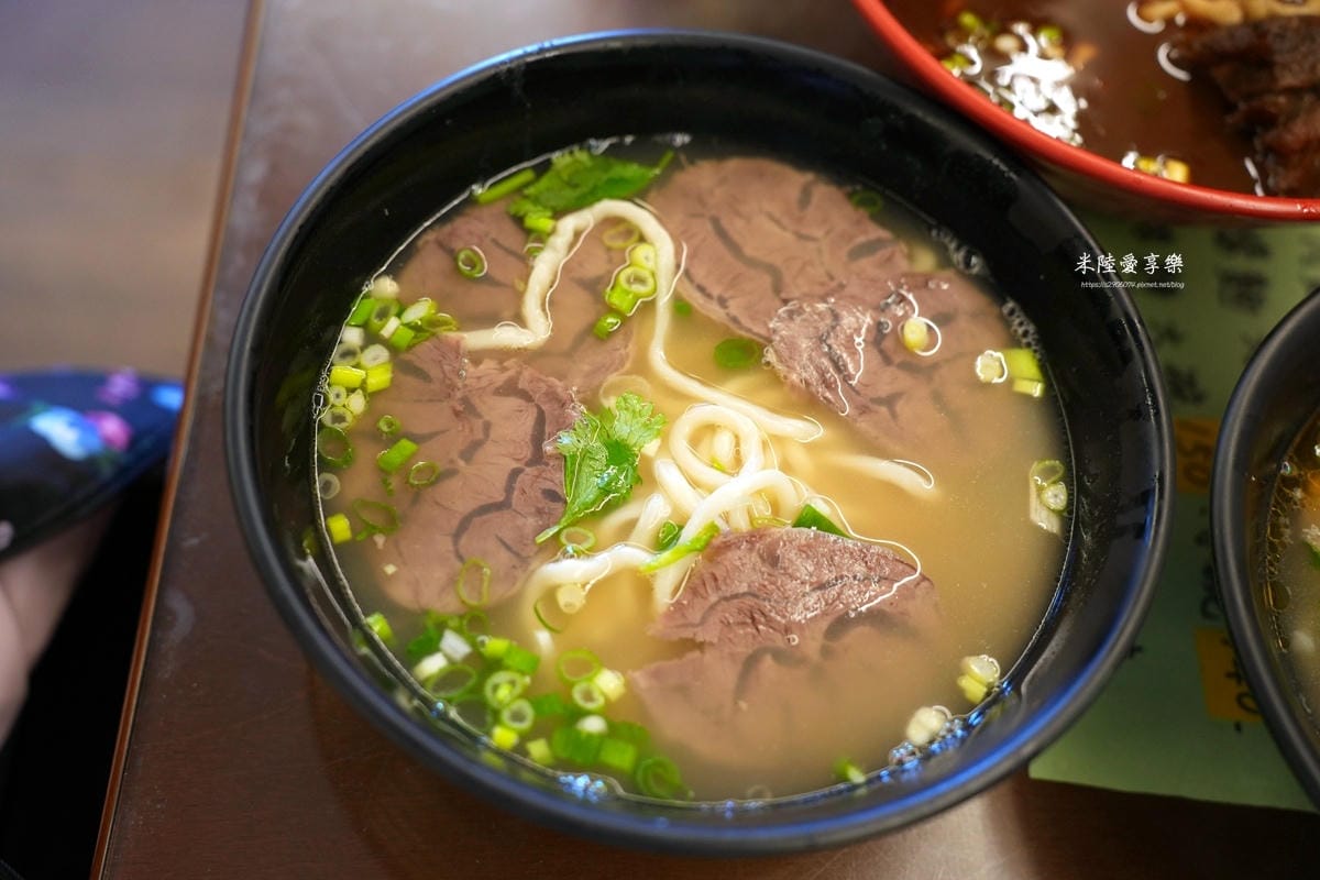 台中-提督府牛肉麵➤堅持只賣五六日➤湯頭清甜、味道獨特➤原來 台中-提督府牛肉麵➤堅持只賣五六日➤湯頭清甜、味道獨特➤原來
