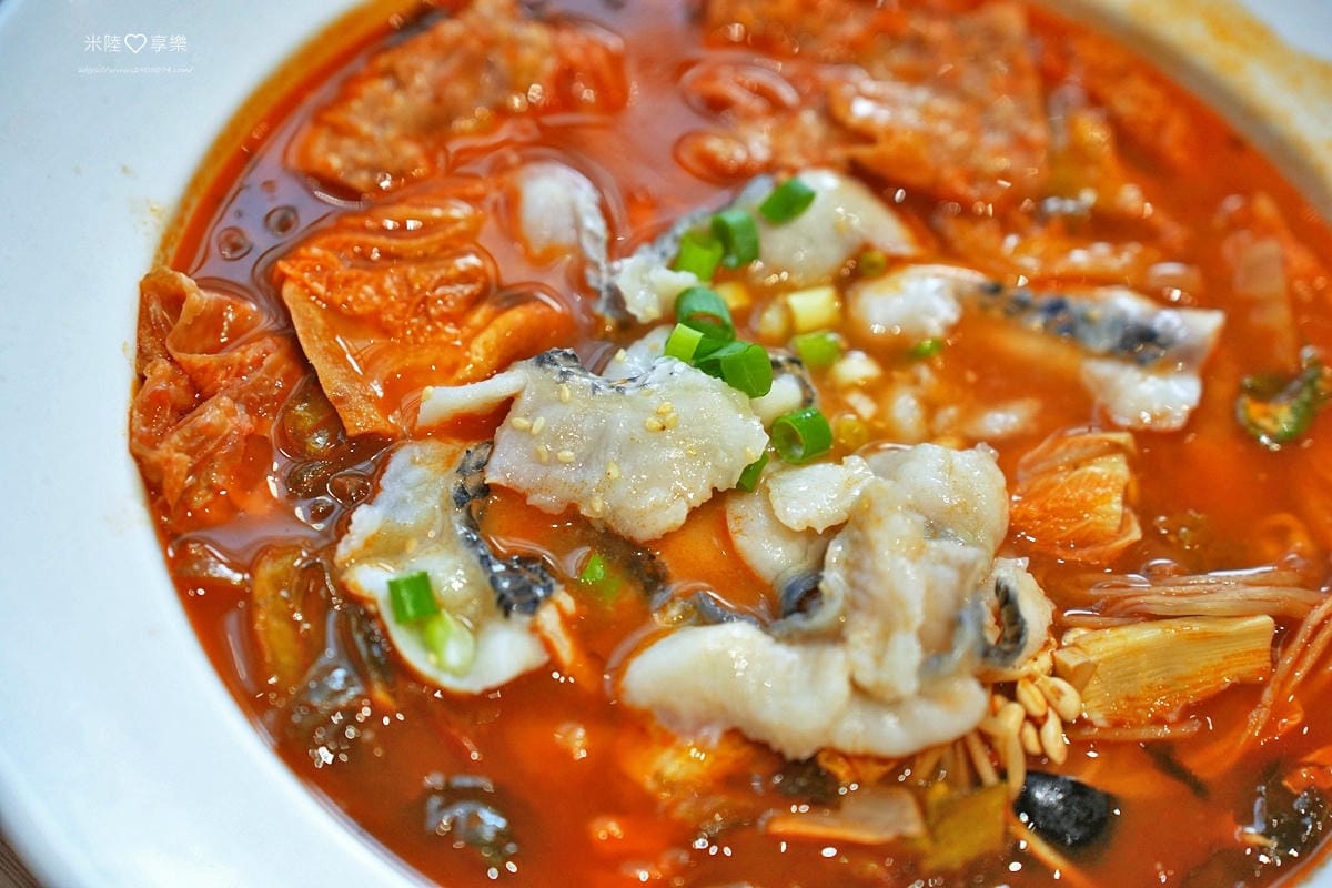 竹北-小正太酸菜魚 竹北勝利店 ✔一個人也能獨享酸菜魚、麻辣 竹北-小正太酸菜魚 竹北勝利店 ✔一個人也能獨享酸菜魚、麻辣