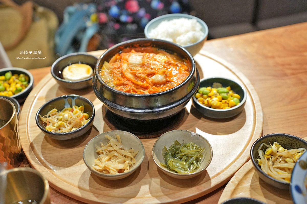 竹北-上善豆家豆腐鍋定食｜蔬食餐廰｜竹北大遠百
