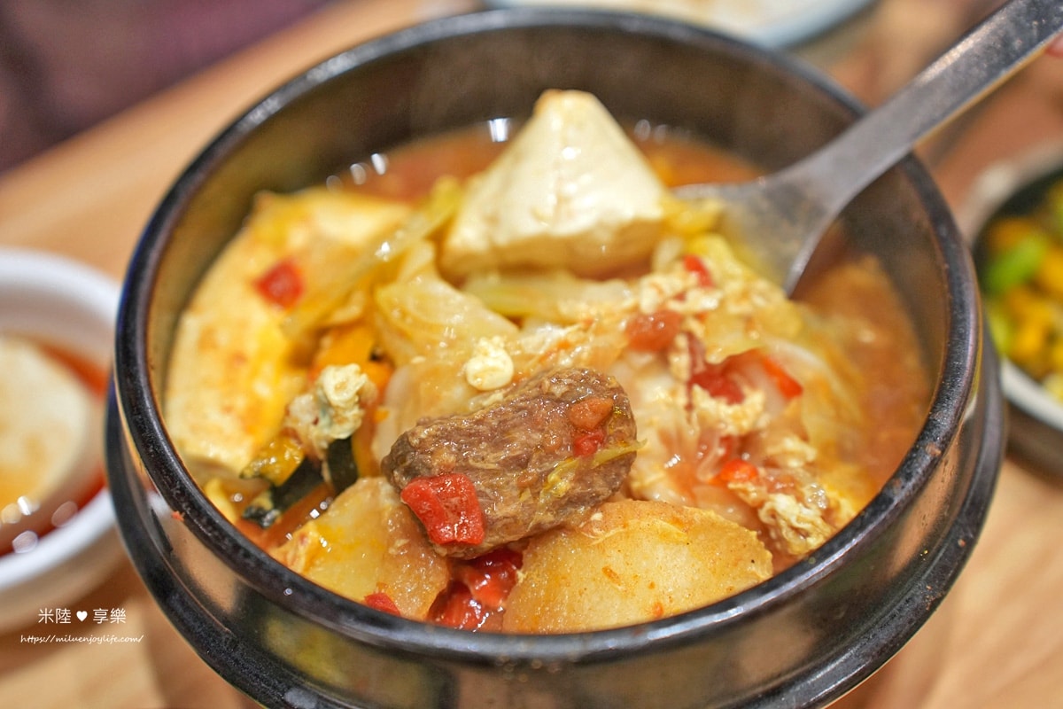 竹北-上善豆家豆腐鍋定食｜蔬食餐廰｜竹北大遠百