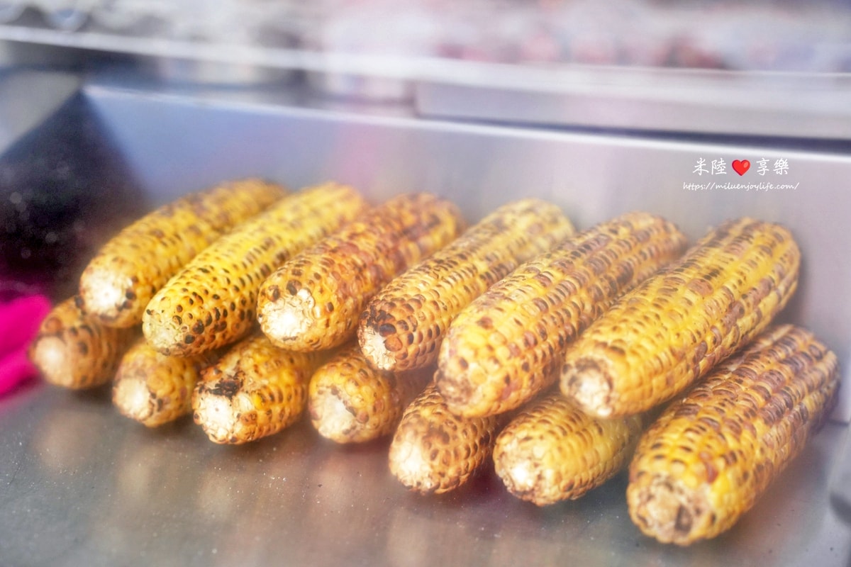 苗栗通霄-白沙屯拱天宮|文創商品|附近美食