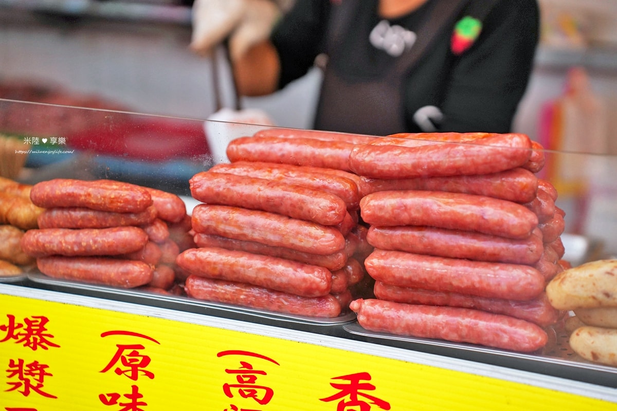 苗栗通霄-白沙屯拱天宮|文創商品|附近美食