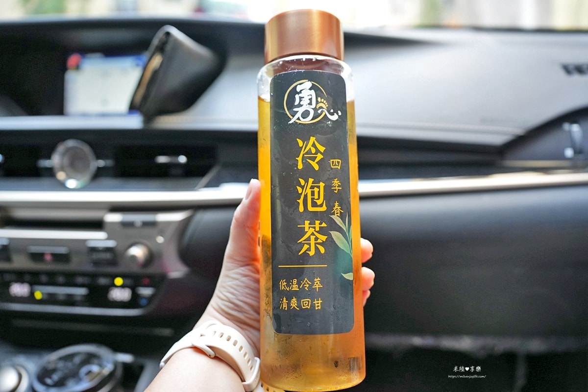 苗栗通霄-白沙屯拱天宮|文創商品|附近美食