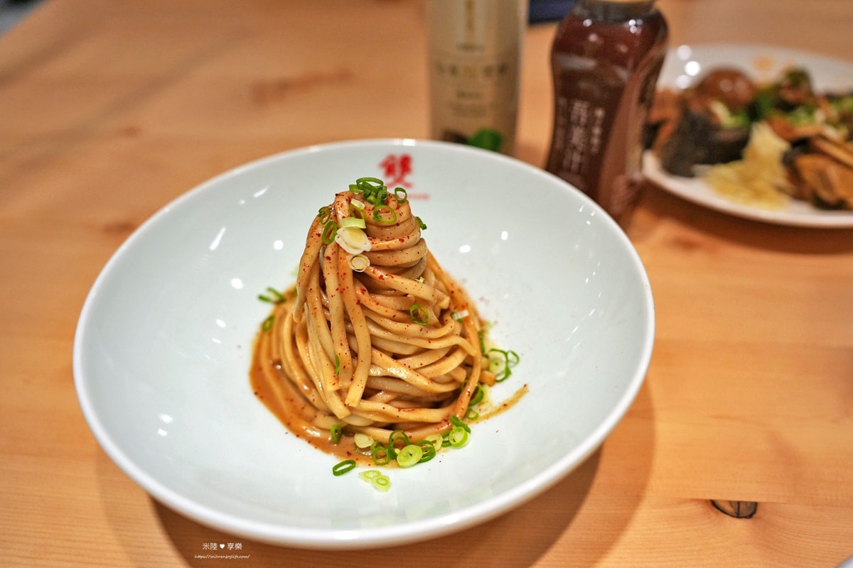 竹北-雙月食品社|超人氣名店米其林必比登推薦|養生雞湯|黑松露拌麵 - 第29張圖 竹北-雙月食品社|超人氣名店米其林必比登推薦|養生雞湯|黑松露拌麵