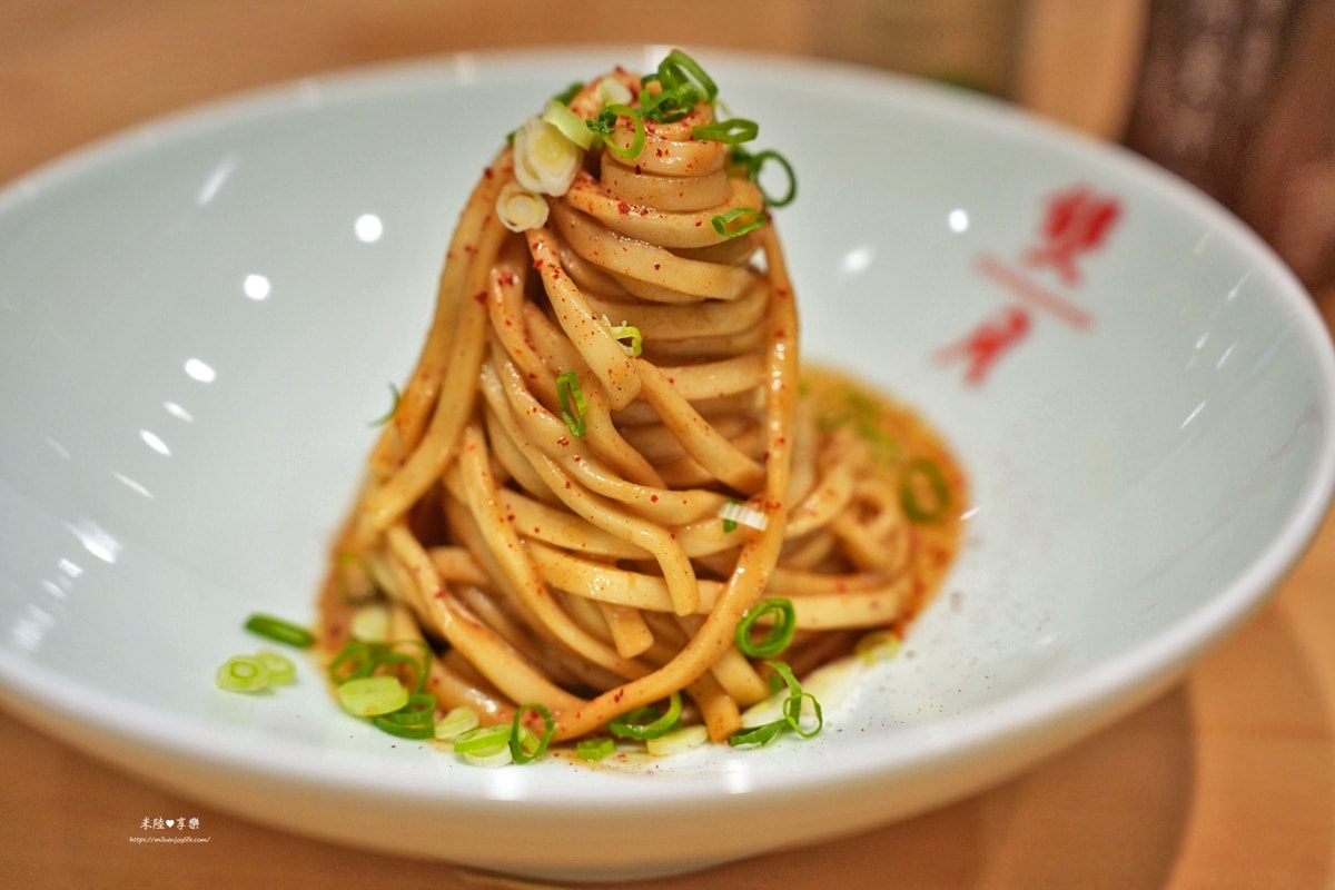 竹北-雙月食品社|超人氣名店米其林必比登推薦|養生雞湯|黑松露拌麵 - 第31張圖 竹北-雙月食品社|超人氣名店米其林必比登推薦|養生雞湯|黑松露拌麵