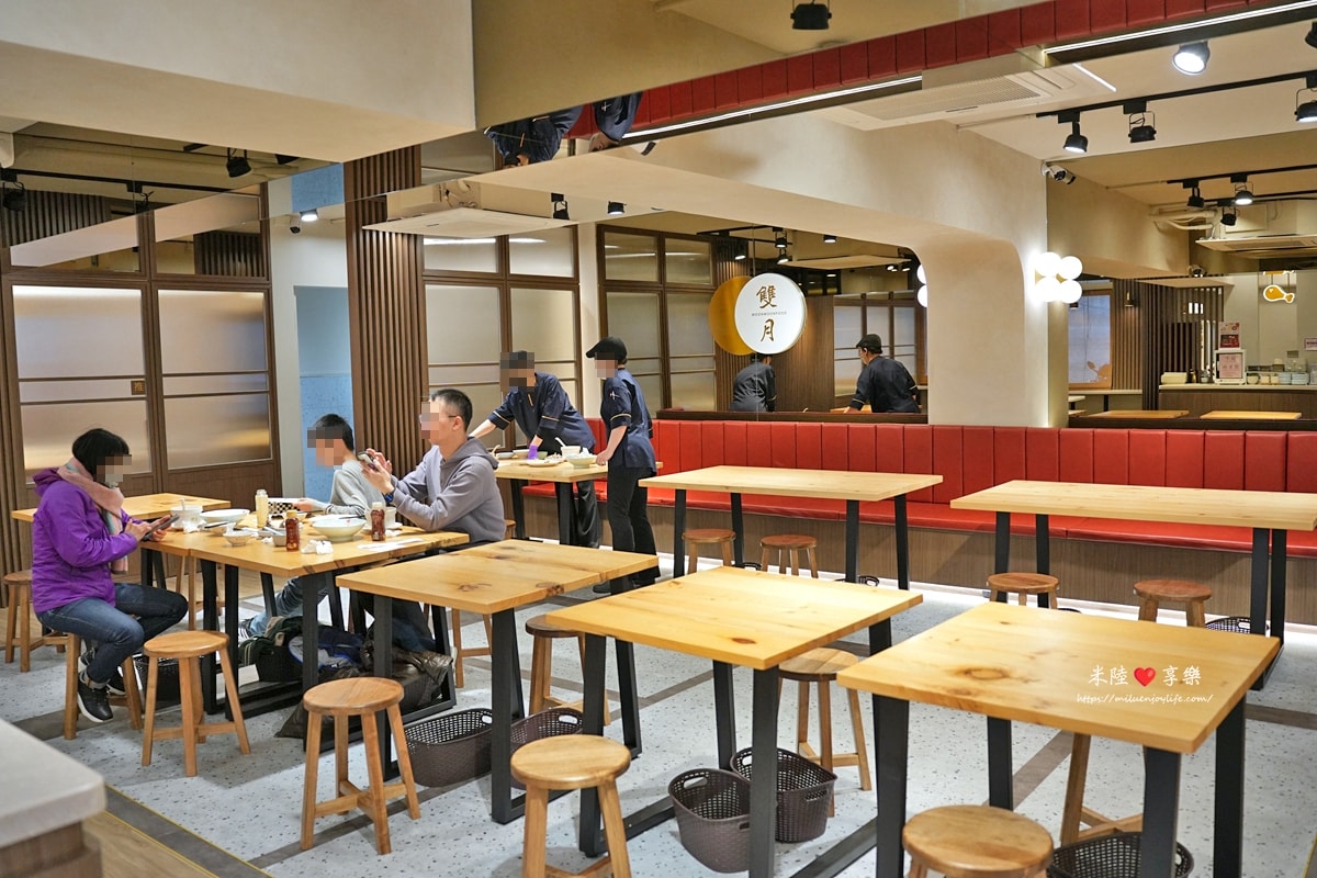 竹北-雙月食品社|超人氣名店米其林必比登推薦|養生雞湯|黑松露拌麵 - 第6張圖 竹北-雙月食品社|超人氣名店米其林必比登推薦|養生雞湯|黑松露拌麵