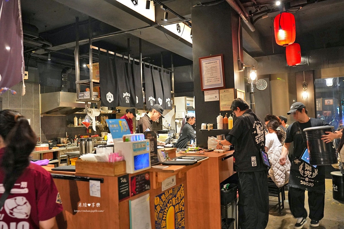 高雄-焼肉ショジョ Yakiniku SHOJO高雄形象概念店|燒究餐飲集團|單點燒肉店 - 第5張圖 高雄-焼肉ショジョ Yakiniku SHOJO高雄形象概念店|燒究餐飲集團|單點燒肉店