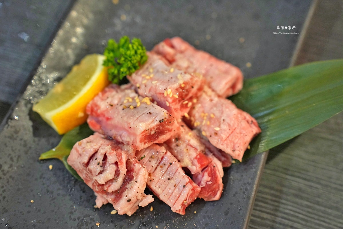 高雄-焼肉ショジョ Yakiniku SHOJO高雄形象概念店|燒究餐飲集團|單點燒肉店 - 第35張圖 高雄-焼肉ショジョ Yakiniku SHOJO高雄形象概念店|燒究餐飲集團|單點燒肉店