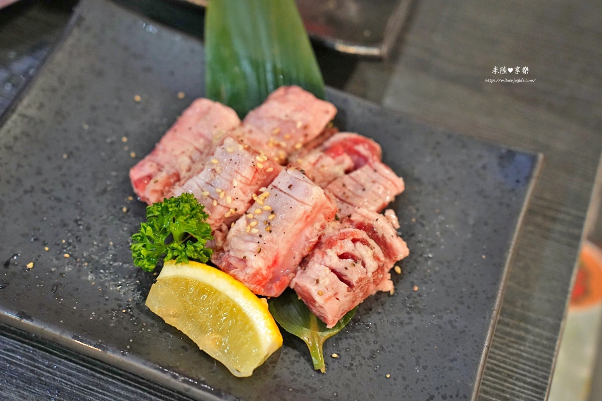 高雄-焼肉ショジョ Yakiniku SHOJO高雄形象概念店|燒究餐飲集團|單點燒肉店 - 第34張圖 高雄-焼肉ショジョ Yakiniku SHOJO高雄形象概念店|燒究餐飲集團|單點燒肉店