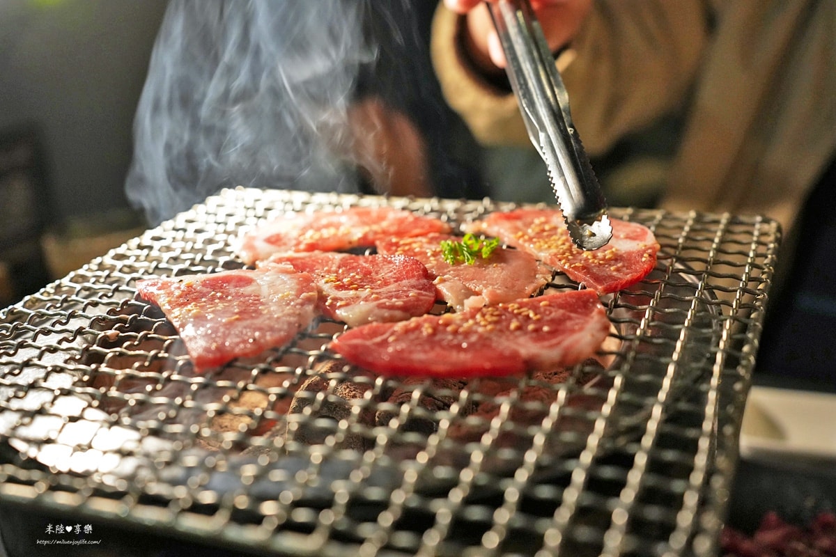 高雄-焼肉ショジョ Yakiniku SHOJO高雄形象概念店|燒究餐飲集團|單點燒肉店 - 第32張圖 高雄-焼肉ショジョ Yakiniku SHOJO高雄形象概念店|燒究餐飲集團|單點燒肉店