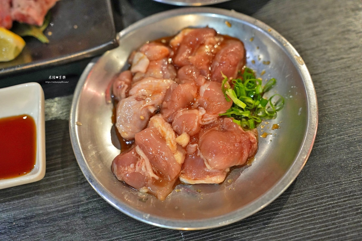 高雄-焼肉ショジョ Yakiniku SHOJO高雄形象概念店|燒究餐飲集團|單點燒肉店 - 第37張圖 高雄-焼肉ショジョ Yakiniku SHOJO高雄形象概念店|燒究餐飲集團|單點燒肉店