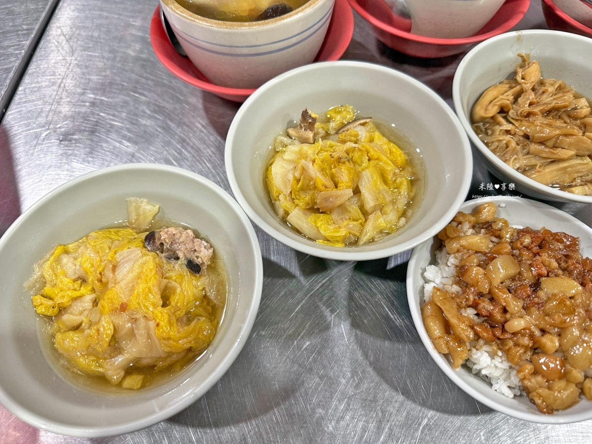 新竹-翁記滷肉飯|牛埔店|肥瘦肉滷肉飯|香菇雞湯