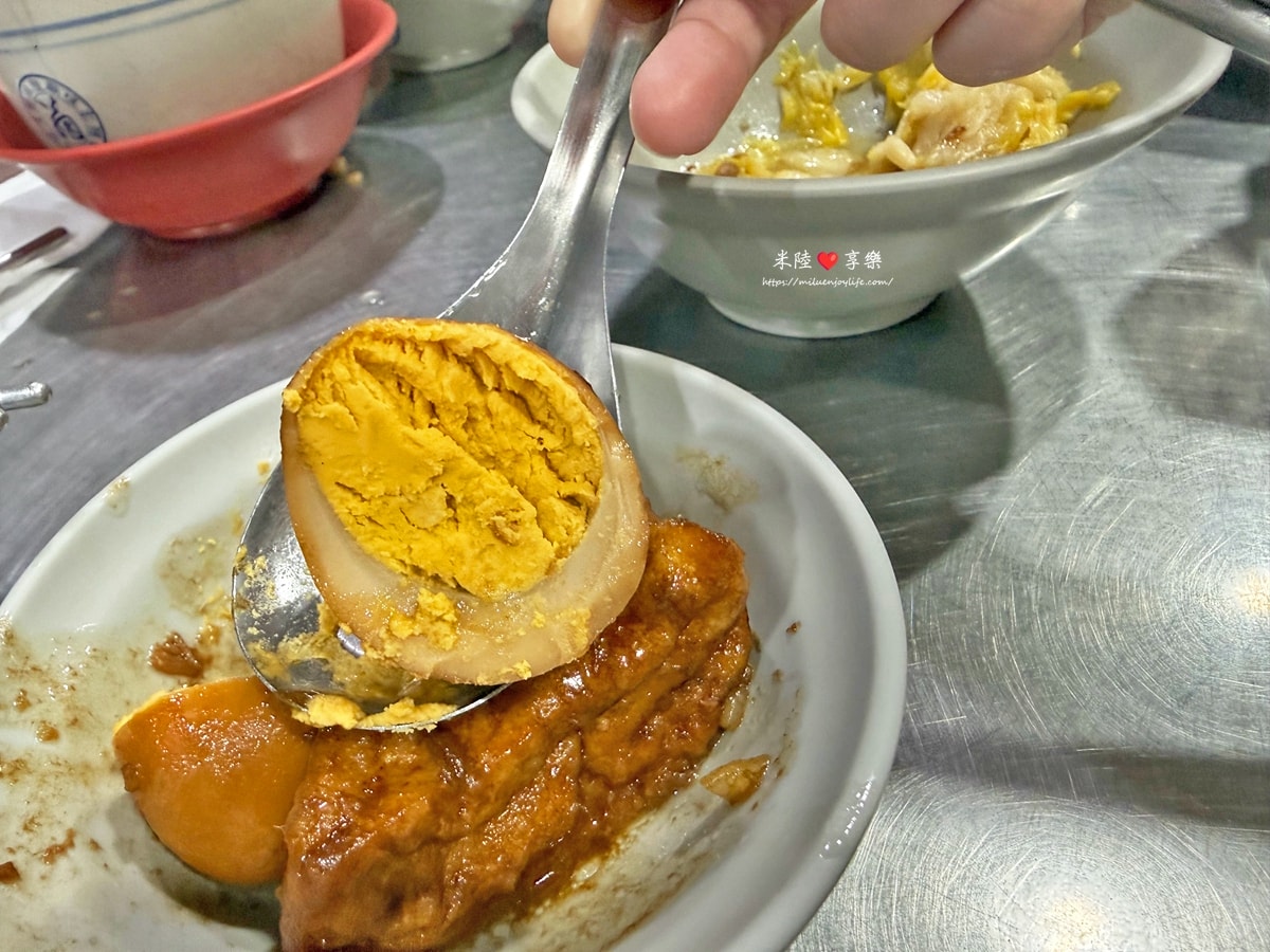 新竹-翁記滷肉飯|牛埔店|肥瘦肉滷肉飯|香菇雞湯