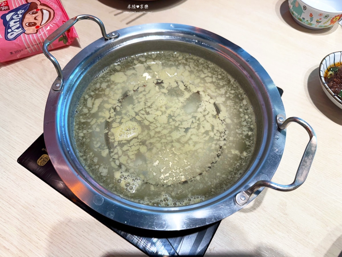 竹北-同樂食鍋|自助吧火鍋|古早味枝仔冰|鳥蛋滷肉飯吃到飽|療癒熊熊牛奶鍋 - 第21張圖 竹北-同樂食鍋|自助吧火鍋|古早味枝仔冰|鳥蛋滷肉飯吃到飽|療癒熊熊牛奶鍋
